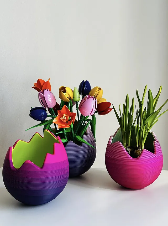 Gradient Easter Eggs